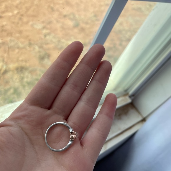 Paramount Ring - Picture 4 of 7